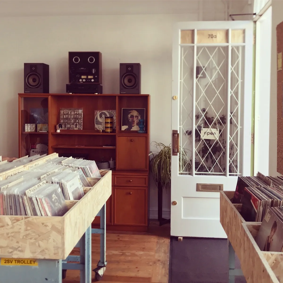 Analogue Music - Preview 2